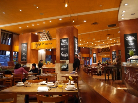 1358059532-163655618 Singapore-Fairmont Singapore Hotel