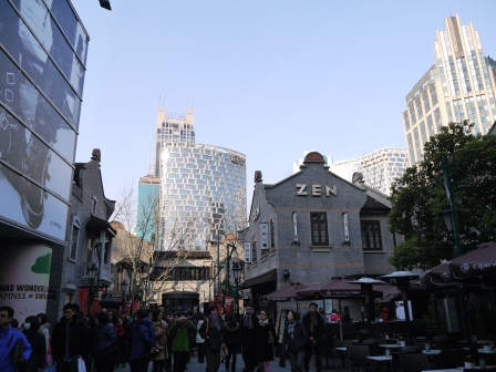 1358260835-926752426 Shanghai-新天地 超熱鬧觀光客必訪