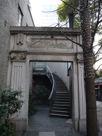 1358260845-3538664804 Shanghai-新天地 超熱鬧觀光客必訪