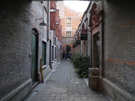 1358260848-2862580053 Shanghai-新天地 超熱鬧觀光客必訪