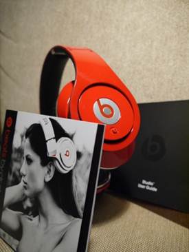 1359598999-2749907168 潮的好 買Beats與我的蝴蝶作伴