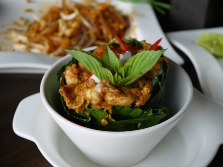 1361690517-3365352535 Bangkok-Mango Tree Bistro繼續吃泰國菜(Mango Tree也有芒果糯米甜點)