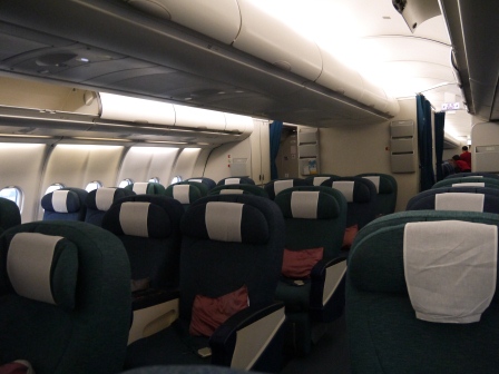 1362662018-1898725101 2013台北香港國泰古董商務艙