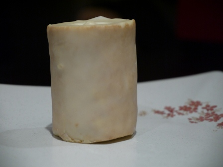 1363358653-256822692 Tokyo-ときめきバナナバウムクーヘン香蕉年輪蛋糕Baumkuchen 香甜好吃阿