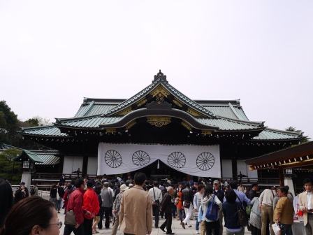 1364222652-3227989298 Kudanshita-櫻花祭始於靖國神社櫻花標本木(2013お花見之一)