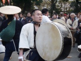 1364566803-613081065 Ueno-沉醉在上野公園 滿開的櫻花繽紛 無法計畫的祭典(2013お花見之三)