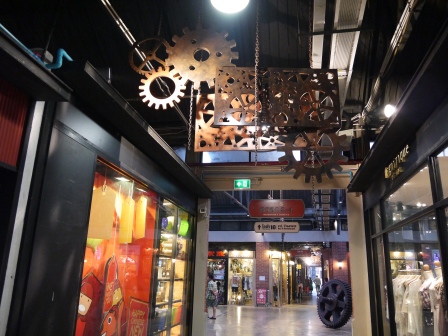 1366812953-2412115205 Bangkok-Asiatique曼谷必逛 河邊夜市