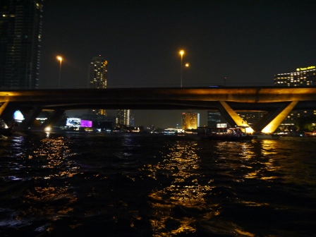 1366812978-1885618357 Bangkok-Asiatique曼谷必逛 河邊夜市