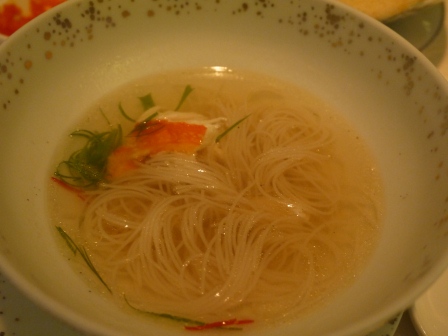 1370062502-235093891 Singapore-Sky on 57金沙酒店57樓名廚Justin Quek