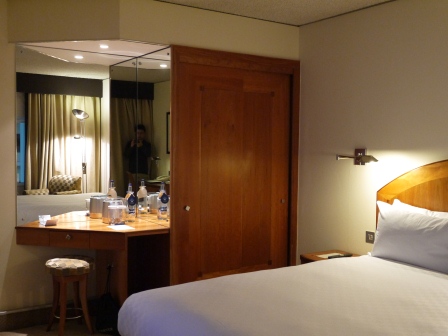 1372628667-2418912999 London-Hilton London Heathrow Airport簡單不過的希爾頓(2013英法德三國四城快速通過之4)