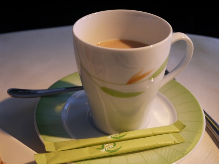 1372633142-1895376029 天際美食(長榮桂冠艙)鼎泰豐紅燒牛肉麵(2013英法德三國四城快速通過之3)