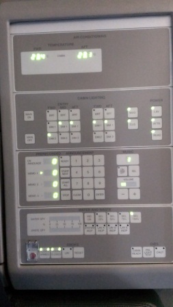 1373370302-1680487897 2013英法德巡迴飛行紀錄