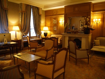 1373473205-2286599939 Paris-Hotel Mayfair停留在百年巴黎小酒店(2013英法德三國四城快速通過之13)