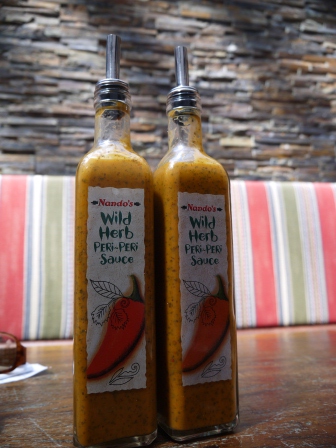 1373636389-2305646722 Windsor-Nando's烤雞連鎖店(2013英法德三國四城快速通過之6)