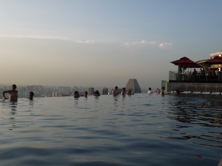 1373689791-951610516 Singapore-Marina Bay Sands Infinity Pool金沙酒店57樓無邊際游泳池
