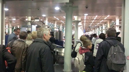 1373794754-1819069147 London-Eurostar倫敦巴黎歐洲之星初體驗 一點都不夢幻的火車行(2013英法德三國四城快速通過之12)