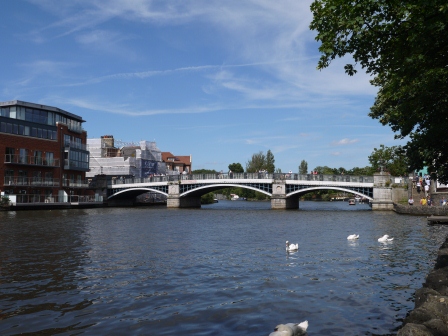 1374074493-3898589875 Windsor-溫莎小鎮閒晃 伊頓 泰晤士河與Long Walk(2013英法德三國四城快速通過之7)