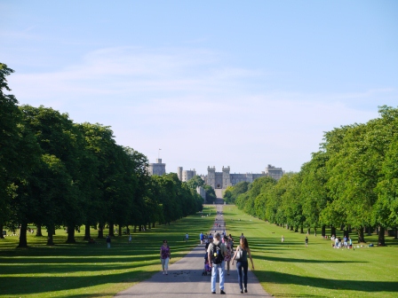 1374074502-2655946016 Windsor-溫莎小鎮閒晃 伊頓 泰晤士河與Long Walk(2013英法德三國四城快速通過之7)