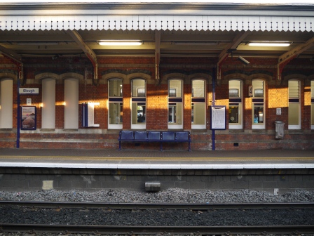 1374159701-184179136 Windsor-溫莎搭火車到倫敦&帕丁頓車站(2013英法德三國四城快速通過之9)