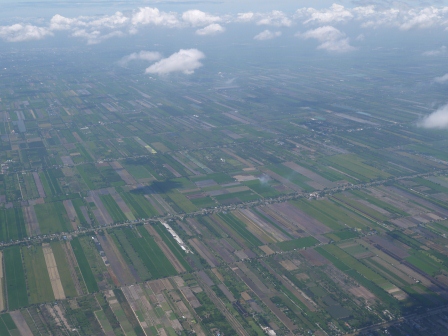 1374502327-4068050704 長榮航空桃園第二航站Infinity貴賓室(2013英法德三國四城快速通過之1)