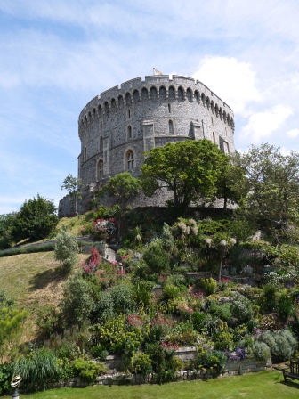 1374681310-868726769 Windsor-溫莎城堡 女王一直在這裡(2013英法德三國四城快速通過之5)