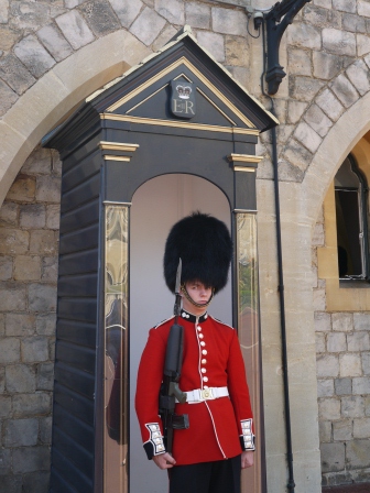 1374681317-3889263354 Windsor-溫莎城堡 女王一直在這裡(2013英法德三國四城快速通過之5)