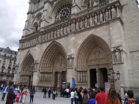 1375189937-4146735358 Paris-聖母院 有鐘樓怪人?(2013英法德三國四城快速通過之15)