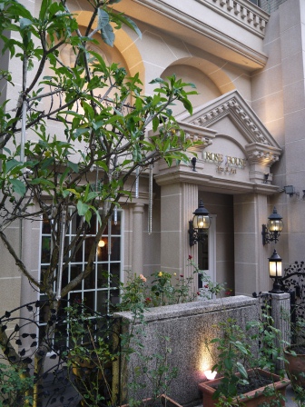 1375405254-424392626 龍井-古典玫瑰園創始店 香氣瀰漫的寧靜空間