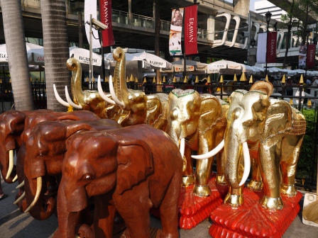 1377181212-3662773982 Bangkok-四面佛Erawan Shrine曼谷必拜