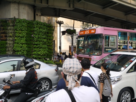 1377181214-2593579613 Bangkok-四面佛Erawan Shrine曼谷必拜