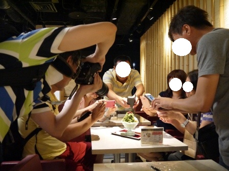 1379163178-14522549 Kyoto-茶筅 京都抹茶冰 濃郁抹茶香