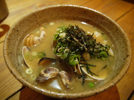 1379227662-3956605417 大安-瞞著爹海鮮丼飯 好吃不需要瞞著爹啦!!!