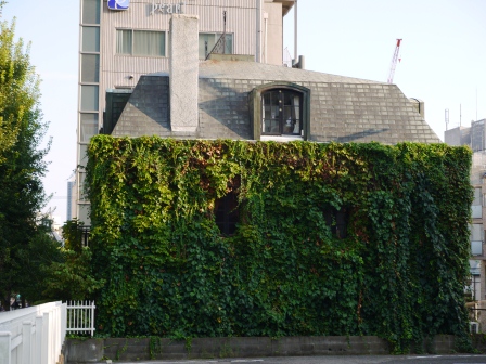 1379594758-2734931926 Kobe-北野坂にしむら珈琲店(Nishimura西村) 優雅咖啡廳 歇腿一下繼續衝