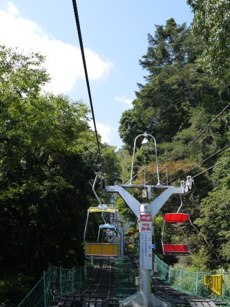 1380793082-1512271875 Takaosan-高尾山リフトLift 徜徉優游去爬山