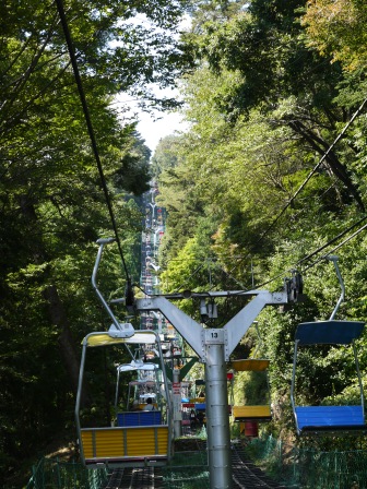 1380793083-775949500 Takaosan-高尾山リフトLift 徜徉優游去爬山