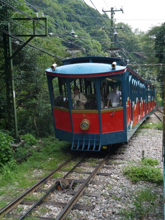 1380901659-3178858745 Rokkosan-六甲山電車cable