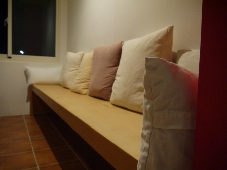 1381304820-3428381389 頭城-合盛66 田中央白色小屋內的輕鬆 這民宿一定要推薦