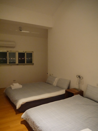 1381304828-2224248657 頭城-合盛66 田中央白色小屋內的輕鬆 這民宿一定要推薦