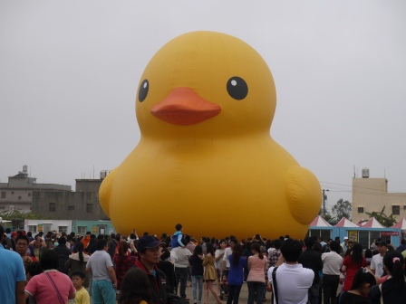 1383467199-2075246675 新屋-Rubber Duck黃色小鴨之我是旱鴨子