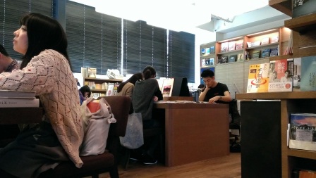 1383971804-546351536 Daiganyama-書店怎麼可以這麼美 代官山的蔦屋書店