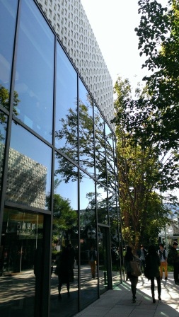 1383971815-3648440392 Daiganyama-書店怎麼可以這麼美 代官山的蔦屋書店
