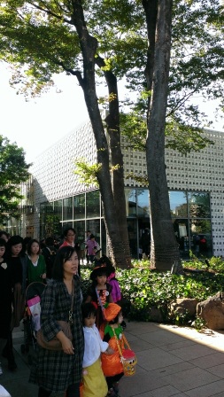 1383971816-2774049961 Daiganyama-書店怎麼可以這麼美 代官山的蔦屋書店