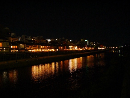 1384428235-3034798723 Kyoto-京都鴨川 好一個清涼清澈的鴨川時間