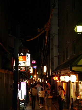 1384428715-473896565 Kyoto-京都鴨川 好一個清涼清澈的鴨川時間