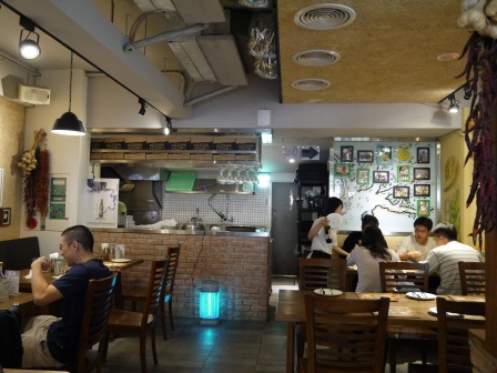 1384953175-1587767413 松山-Pizzeria Oggi拿坡里認證 好好吃的窯烤披薩