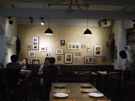 1384953177-142123386 松山-Pizzeria Oggi拿坡里認證 好好吃的窯烤披薩