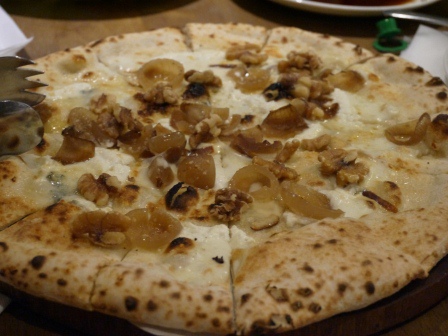 1384953184-3416759810 松山-Pizzeria Oggi拿坡里認證 好好吃的窯烤披薩