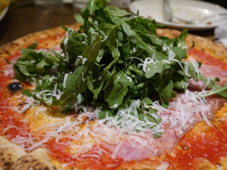 1384953184-683649607 松山-Pizzeria Oggi拿坡里認證 好好吃的窯烤披薩
