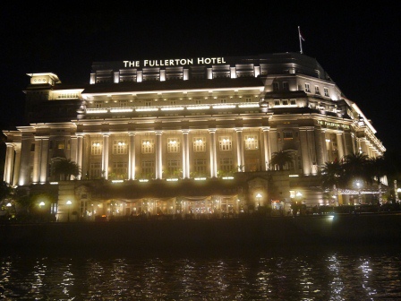 1385905341-3014692618 Singapore-五星級酒店五星級強度的冷氣 冷到感冒的Fullerton Hotel