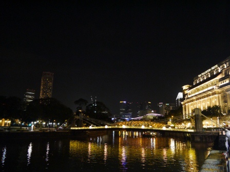 1385905385-3379639200 Singapore-五星級酒店五星級強度的冷氣 冷到感冒的Fullerton Hotel